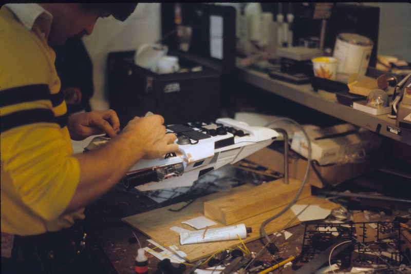 Illustration for article titled 142 Behind-The-Scenes Photos Reveal Blade Runner's Miniature WorldÂ